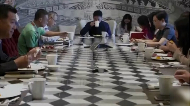 Liu Qiangdong telah menjalankan rapat pagi secara konsisten selama sepuluh tahun penuh, dan dengan m