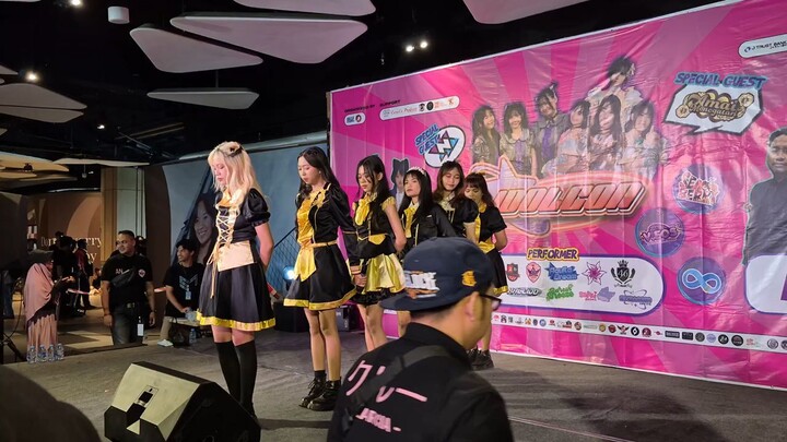 Alaricia - Alive (Suara Air Mata) at IDOLCON 2025