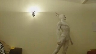 رجل الأرنب من المواد النادرة