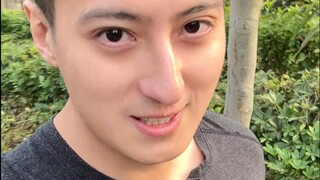 一个段子手四年可以攒多少道具（战辉的搬家Vlovg）