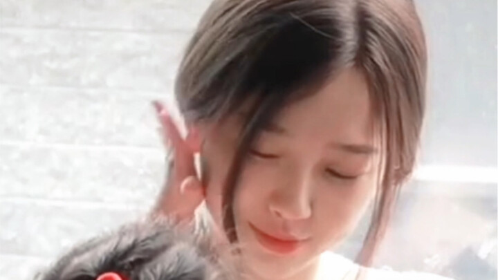 After watching this video, who wouldn’t want to shout “Mom!”?