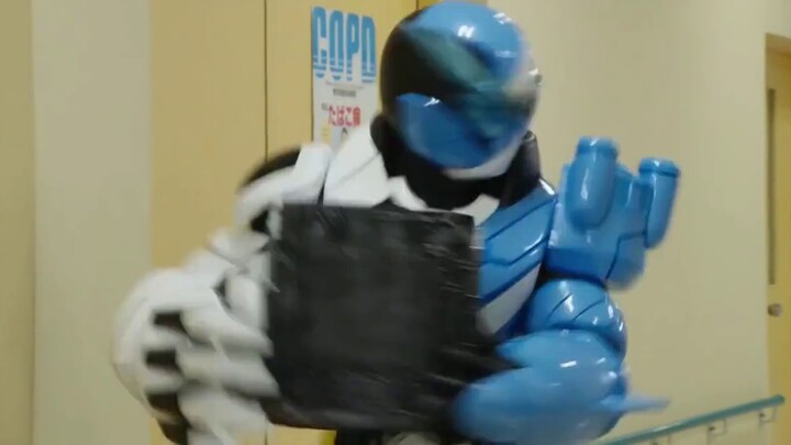 Dragon Knight OP có thể kết nối với mọi thứ - Phần 1