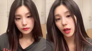 هوانغ لي تشي: هل يمكنني أن أكون كلبك؟ رفضت دفعة واحدة: لا!