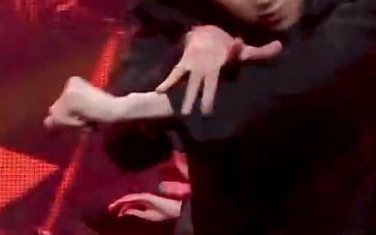 [SEVENTEEN] The same fingertip gesture, 13 different ways to express it—which one do you like best?