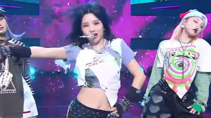 Những bản hit K‑pop được mệnh danh là ca khúc debut thứ hai của các nhóm nhạc, bạn còn bầu chọn thêm