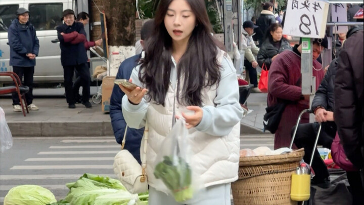 When You Think You’re a Pro at Styling—but This Is How Strangers See You on the Street