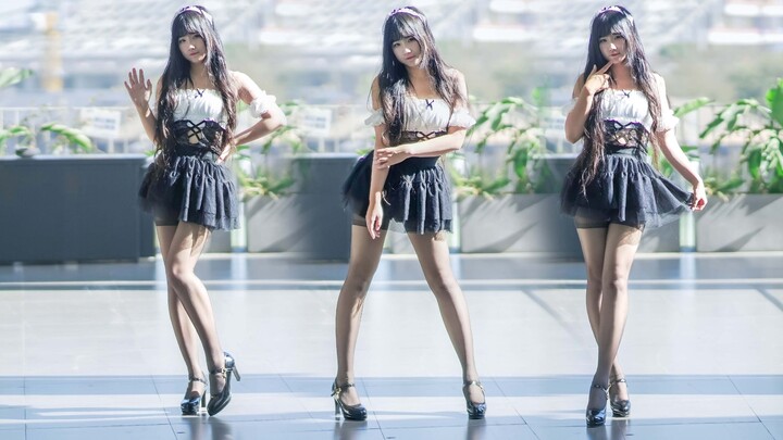 Không biết nữa, thân hình tôi thật quyến rũ (?!). Sticky Sticky