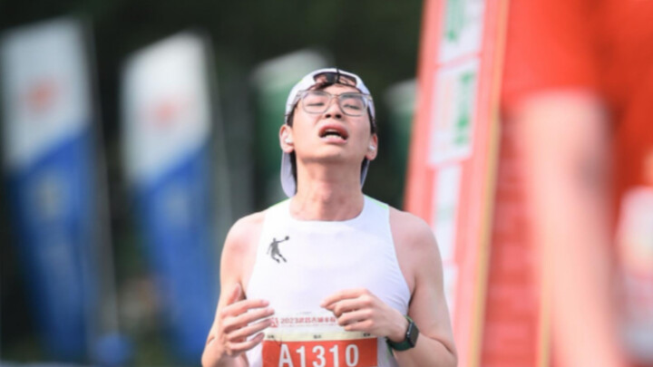 Maraton (Setengah) | Perubahan Ekspresi Saat Lari Maraton