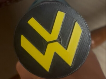 Thử nghiệm thực tế logo Volkswagen xoay tròn
