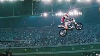 นักขี่มอเตอร์ไซค์มืออาชีพ