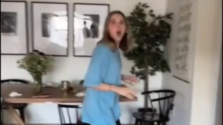 When I Wear My Girlfriend’s Short-Sleeve…