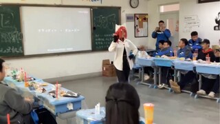 【Qianqi Leopard Horse Cos】ماذا، لا يوجد ثنائي الأبعاد في حفلة رأس السنة الجديدة الخاصة بك؟