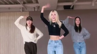 Cosmic Girls EXY ยู ยอนจอง x SOMI XOXO แดนซ์ชาเลนจ์ 211115