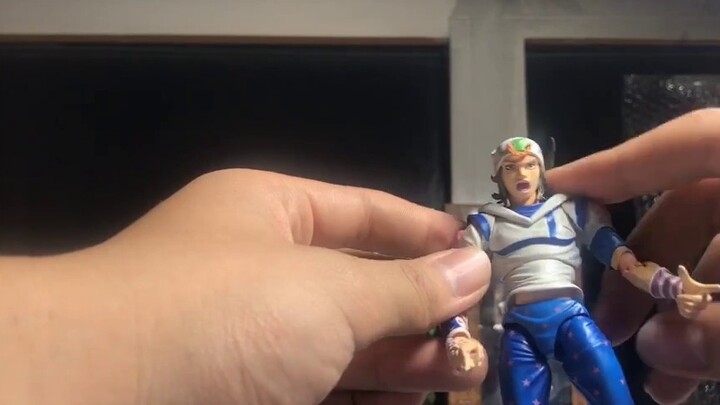 [Review]}Super like movable JOJO Johnny Joestar model hand-made Puma Yaro