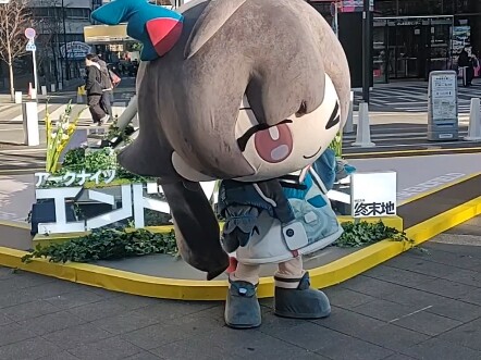 Just Chen Qianyu at the Ikebukuro event, swaying for a minute