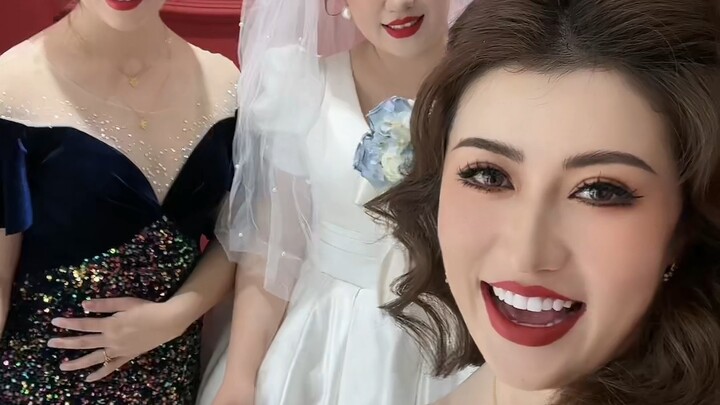 My little sister is getting married… I can’t bear to see her go.