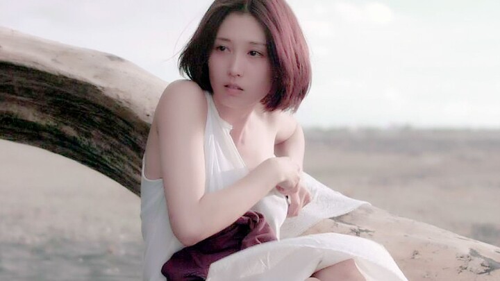 Sangat merusak pandangan! Cewek secantik ini malah di-aihei-in oleh pria India di bar! Film Jepang "