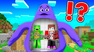 How JJ and Mikey Escape Prison inside GRIMACE SHAKE in Minecraft? - Maizen