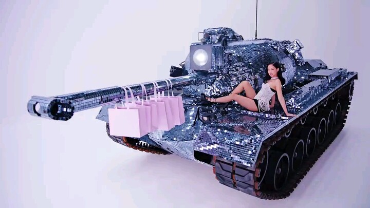 BLACKPINK (SHUT DOWN) MV