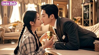 Gadis miskin kembalikan emas, tak disangka lulus tes kakek CEO! Ia langsung...