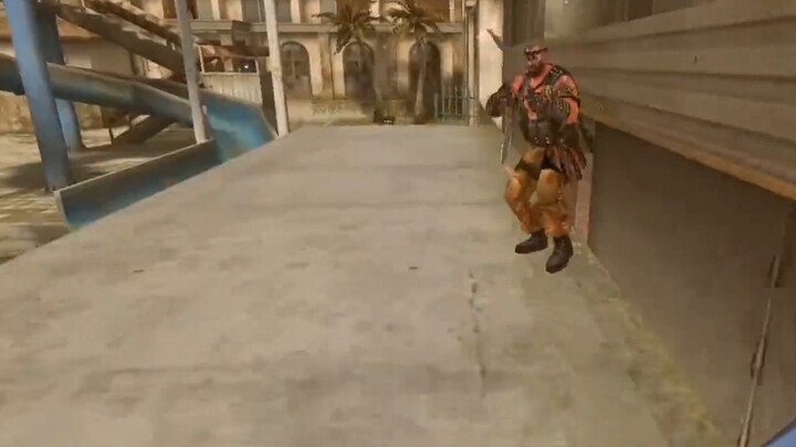 Don't scratch Master Huang...