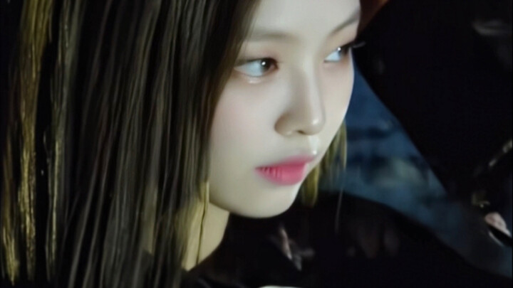 Jennie’s iconic, god-level shot back then…