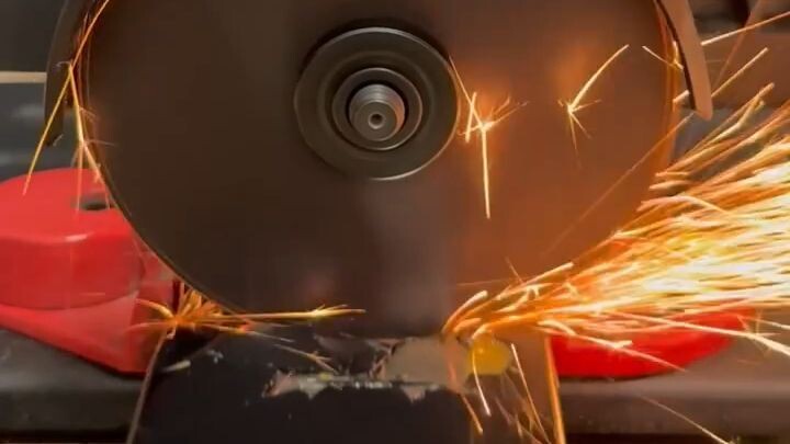 哪种材料可以切割iPhone 17 Air模型机 | cut the iphone 17