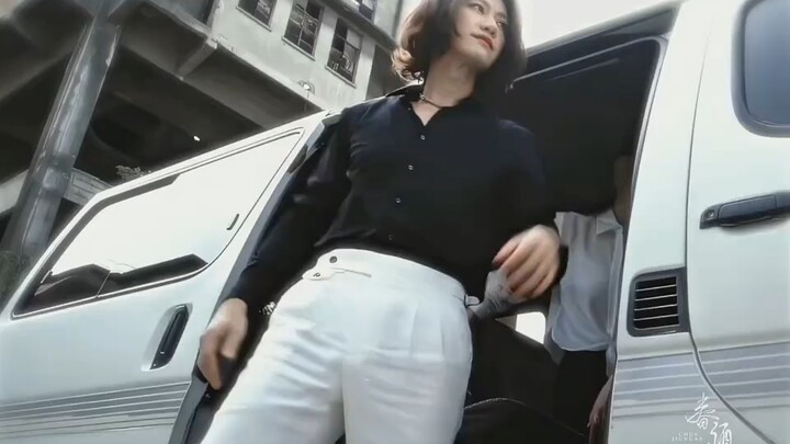 สองตัวร้ายกำลังใช้เงินหลวงออกเดทกันอยู่นี่เอง!