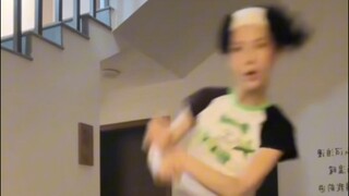 【青铜VS黄金VS王者】这位美女你的包袱掉地上了！孤注一掷剧组《小熊好运舞》庆祝票房破10亿