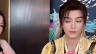 Bisakah kita melihat wajah asli Yu Xi yang menatap ini? Anak laki-laki Jinjiang menjadi merah dan ha