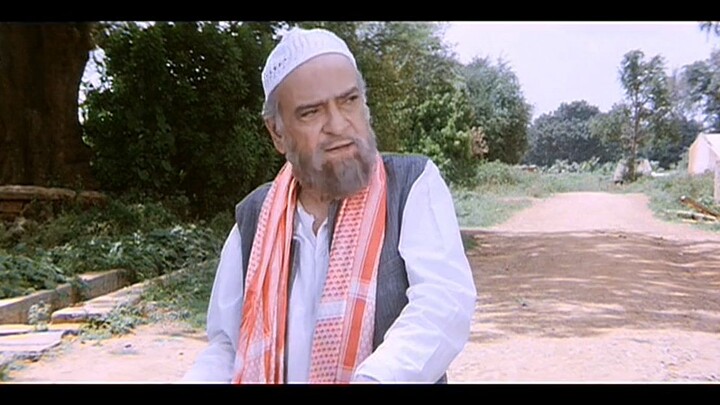 Khal Nayak by Sanjay Dutt & Madhuri Dixit (1993)