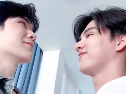 No, Fufu Taotao, what's the difference between you two and dating? (˵¯͒〰¯͒˵)( ﹡ˆoˆ﹡ ) So good, so sw