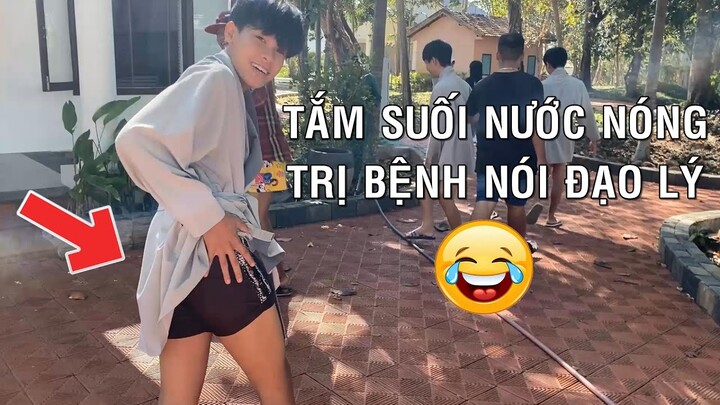 Lâm Vlog Dẫn Team Đi Suối Nước Nóng Để Trị Bệnh Nói Đạo Lý 😂 | Hậu Trường