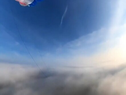 قفز بالمظلة من ارتفاع منخفض، فتح المظلة بعد 5 ثوانٍ