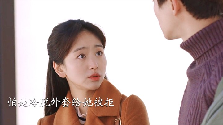 女朋友感冒的正确应对方式get！他总能及时给予她温柔的照顾