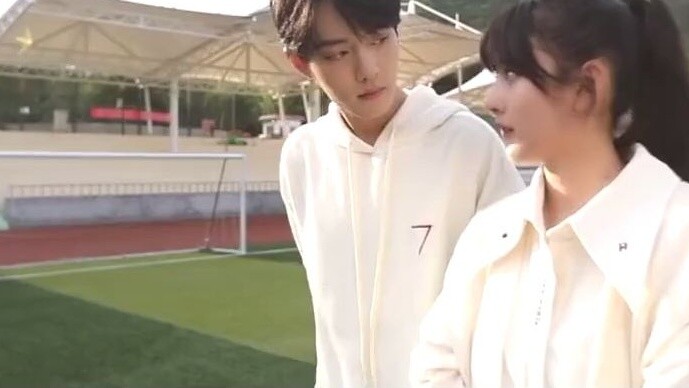 [Unreleased footage of Xiao Zhan] Wow! The photographer released the unseen footage of Xiao Zhan and