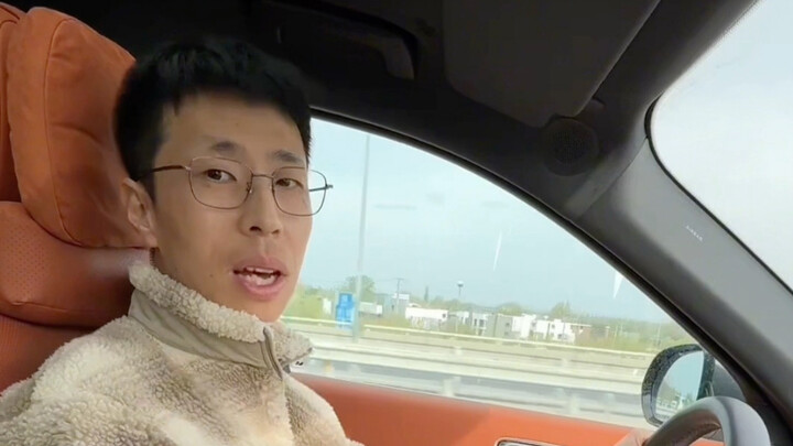 Một ngày của hotboy B trước kia – Một ngày bình thường, ghi lại cuộc sống của tôi – Tập 1