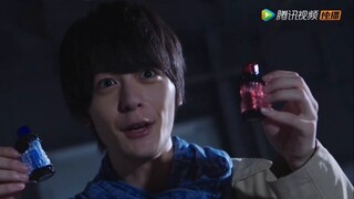 [Tomato Watch] [154] [Kamen Rider Build] The most cost-effective acrylic stand: Kamen Rider Build ac