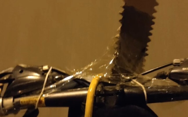 Penebang Kayu Listrik (Versi Pemarah)