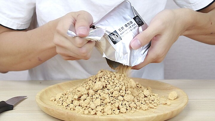 花480块买了一包非洲金矿沙子，体验淘金乐趣，猜猜能有几克黄金