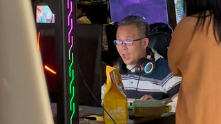 我青春期老爹想打职业，结果被我妈先打了#
