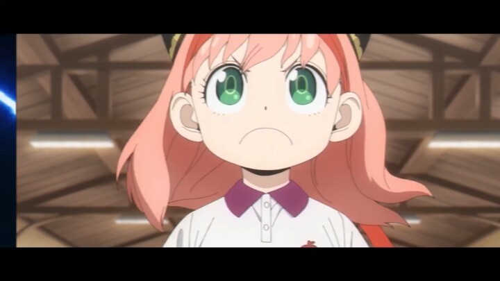 Anya Foger ngầu hơn trái bầu . Mà ngầu có một khúc thôi nha :)))