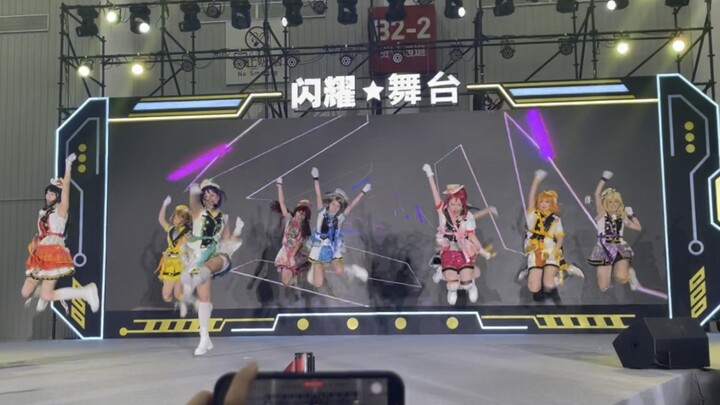 Apakah ini level penampilan yang dinobatkan sebagai penghargaan paling ekspresif di acara komik??