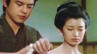 Pelayan Jatuh Cinta pada Gadis Kaya yang Buta