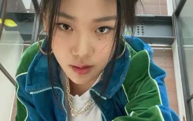 BIBI给Galipette小舞一段