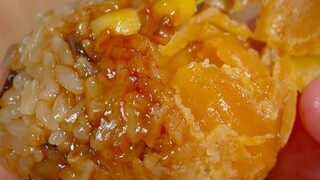مهرجان قوارب التنين قادم قريبًا. إذا كنت لا تعرف كيفية صنع الزونغزي، جرب هذه الطريقة. إنه طازج، عطري