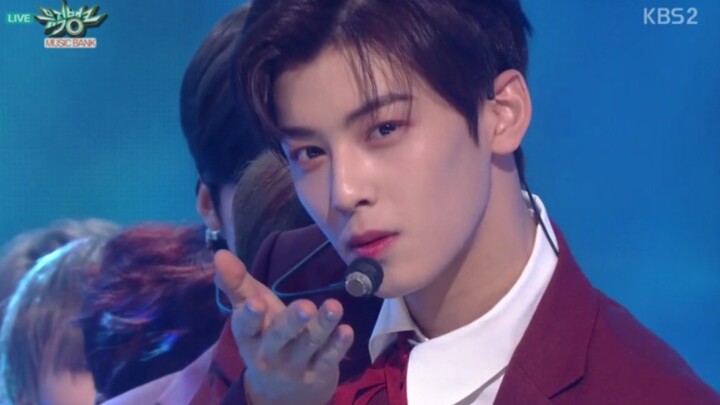 ASTRO - Crazy Sexy Cool ชเวอูยอง สูทสีแดงเปิดตัวระดับเทพ