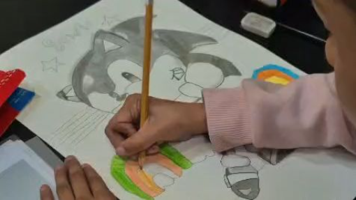 Dia de chuva, já desenhou hoje? ☺️🎨