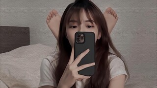 أغمي على طالبة جامعية عبر الإنترنت بسبب كثرة محاضراتها. يا لها من روعة!