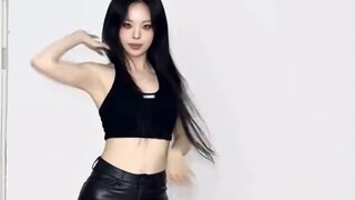 【Yaoyao】Terima kasih sudah berada di catwalk｜Bernyanyi dan menari dengan mikrofon aespa - whiplash